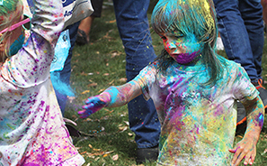 Holli Festival of Colour :  Photos : Richard Moore : Photographer